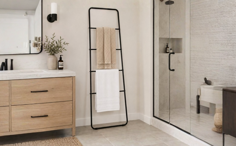 Free Standing Towel Storage Ladder 4 Tier